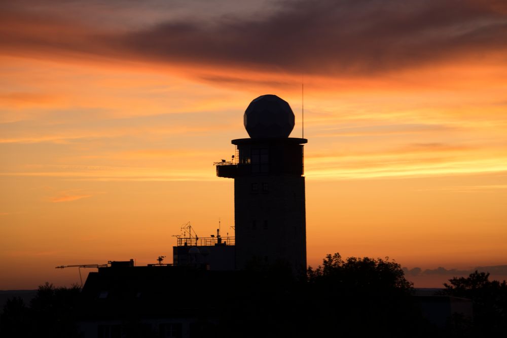 Sonnenuntergang bei den Wettermachern