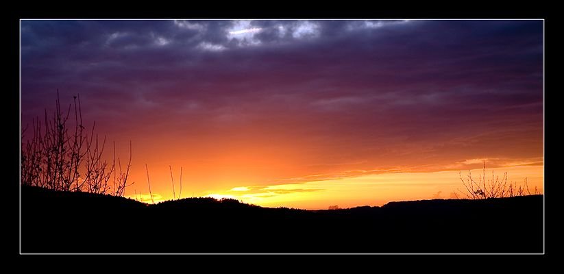 Sonnenuntergang bei der Burgruine Windeck