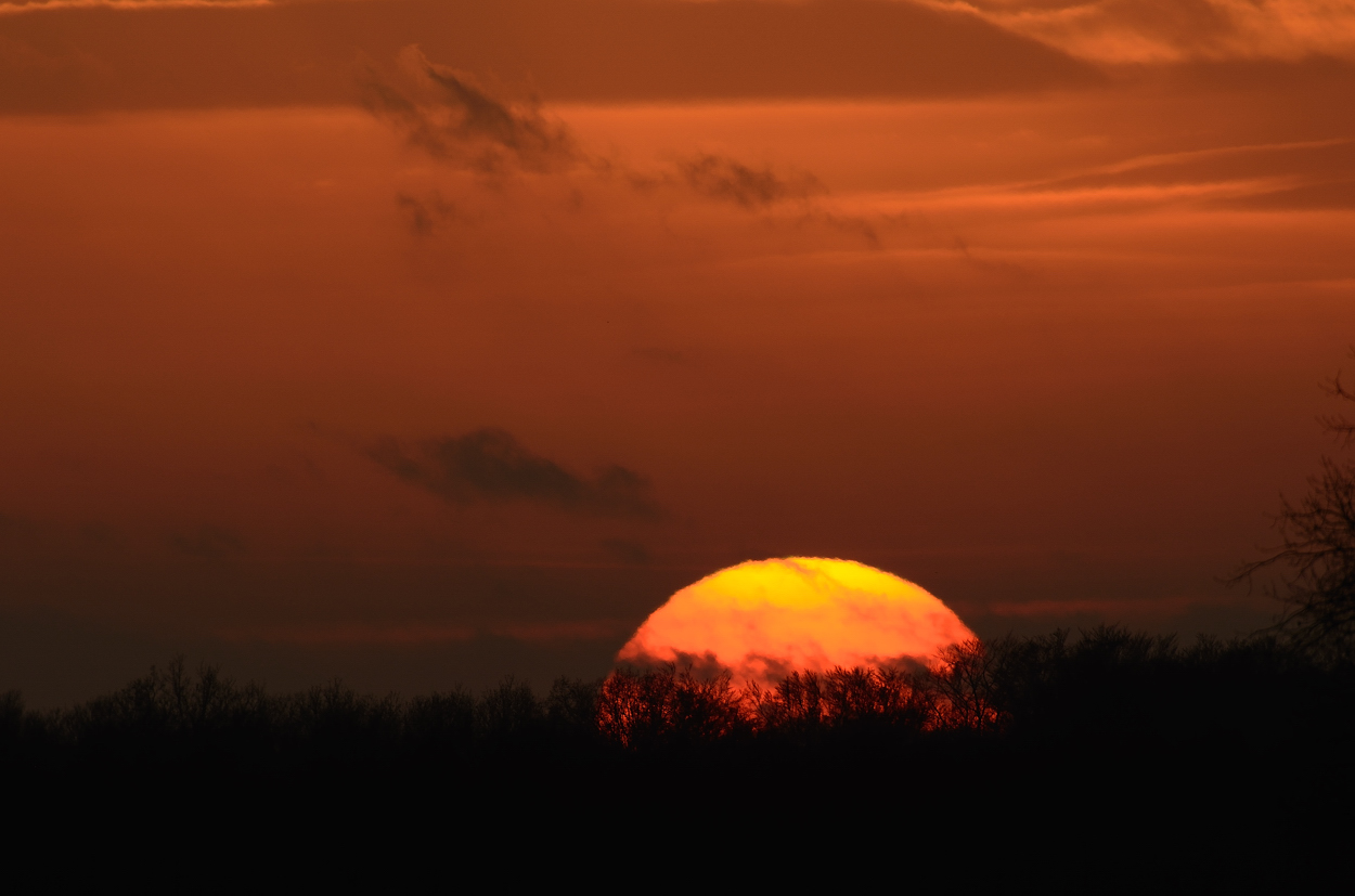 Sonnenuntergang bei der Mondfinsternis