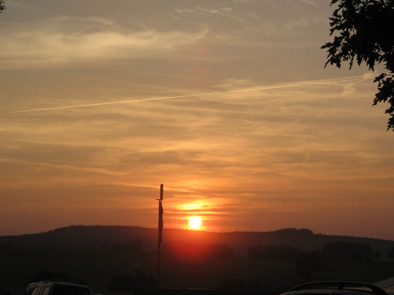 Sonnenuntergang bei der Montgolfiade