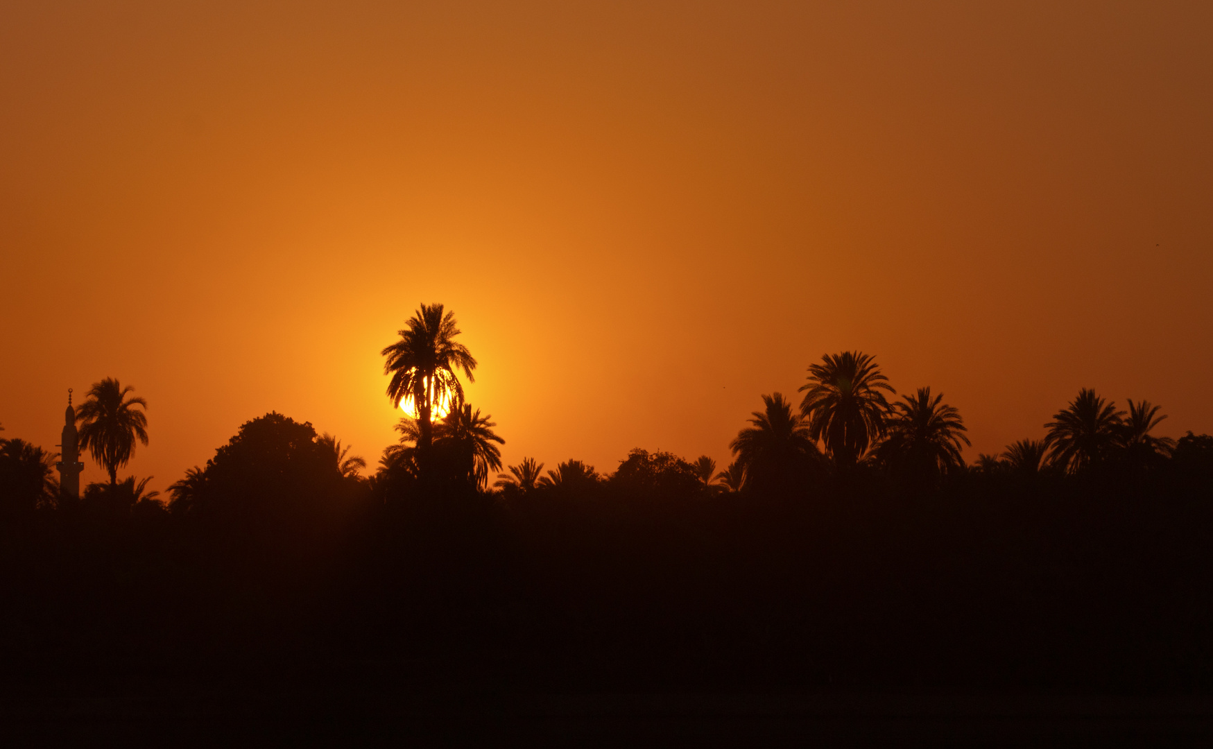 Sonnenuntergang bei Edfu