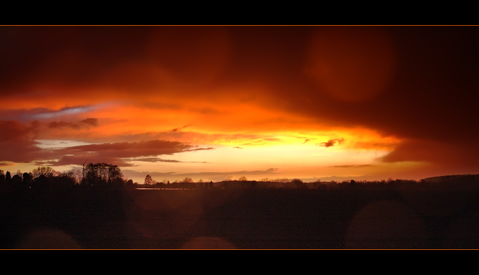 « Sonnenuntergang bei Gewitter »