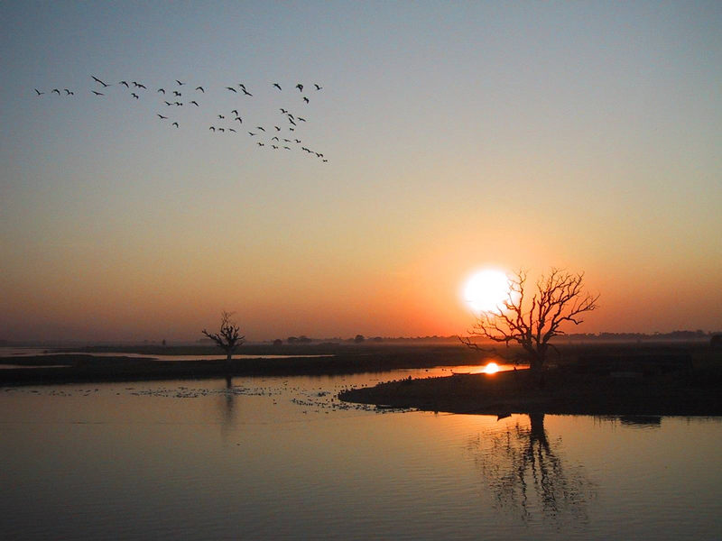 Sonnenuntergang bei Mandalay- Zentralburma