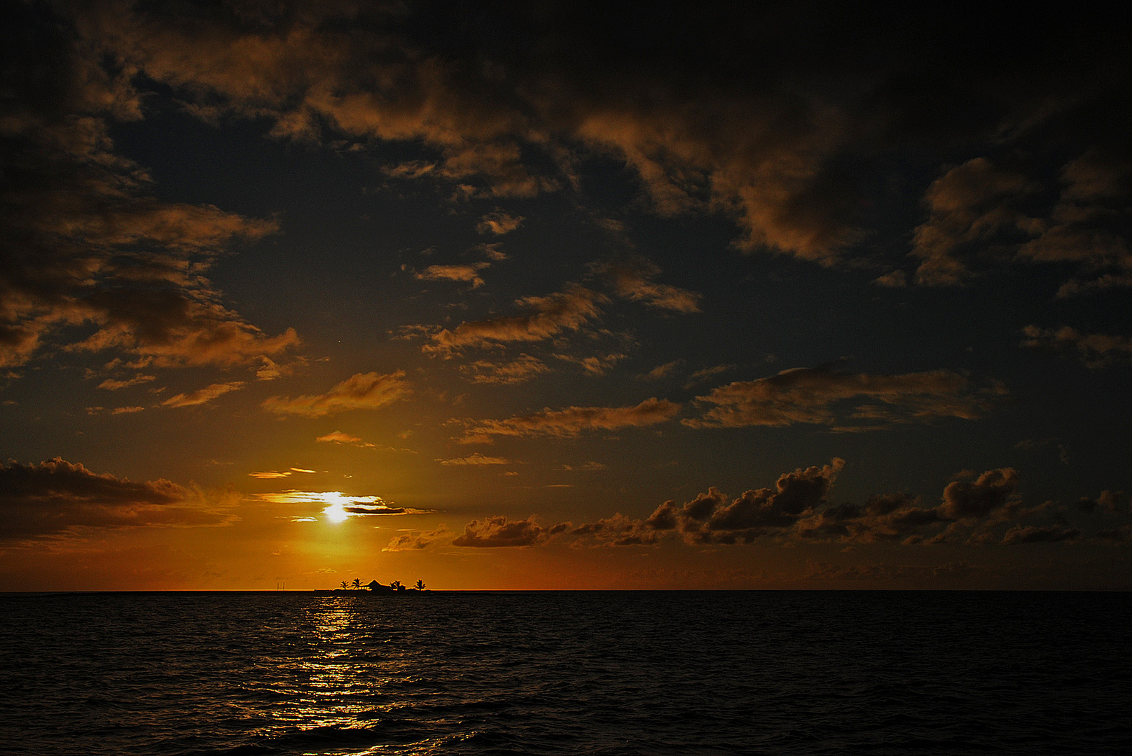 Sonnenuntergang bei Sandy Island - Anguilla