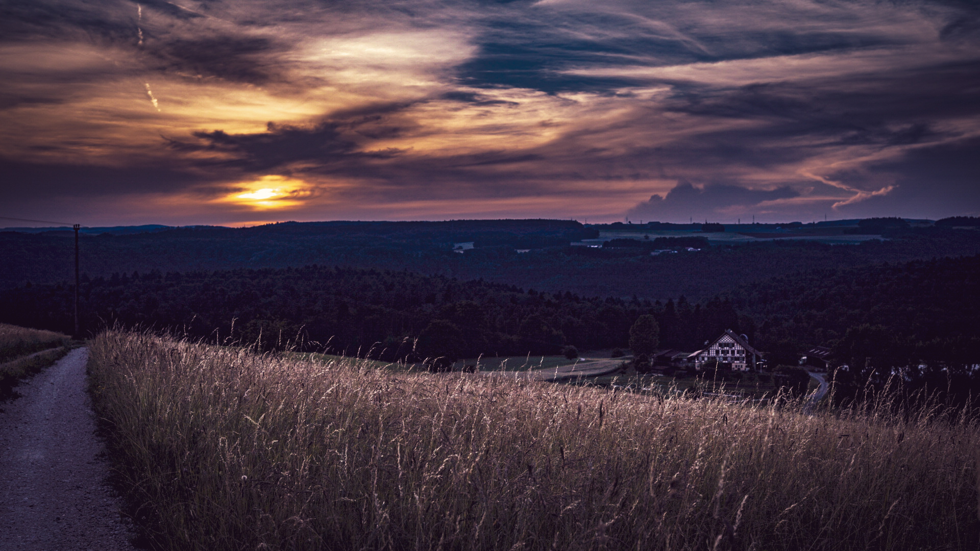 Sonnenuntergang bei uns auf dem Berg