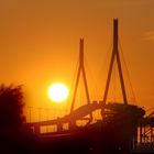 Sonnenuntergang ber der Köhlbrandbrücke