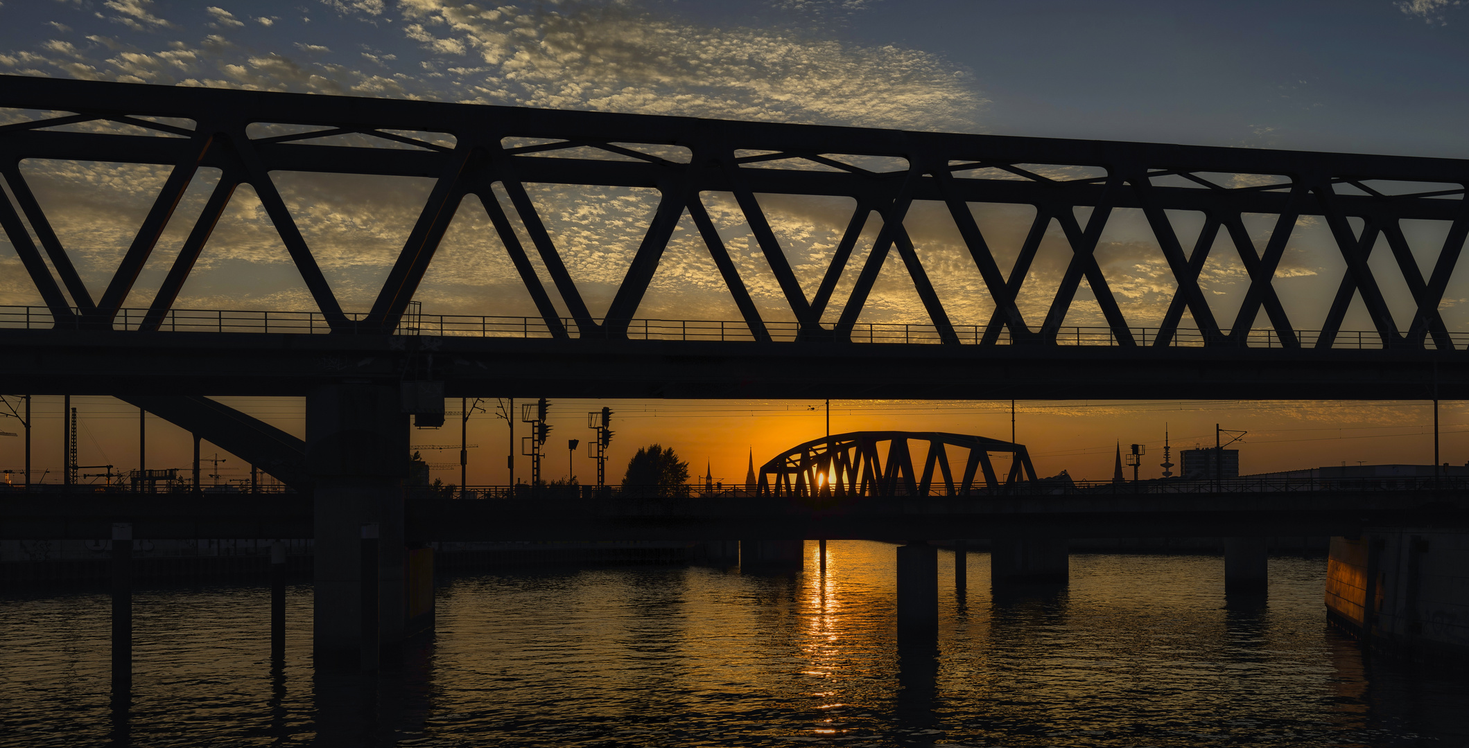 Sonnenuntergang Bille Löschhafen