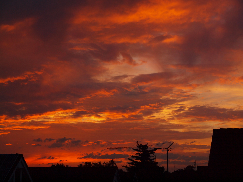 Sonnenuntergang - Blick aus dem Dachfenster