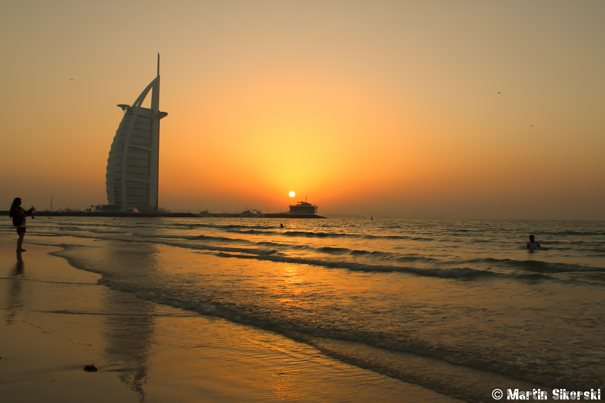 Sonnenuntergang Burj Al Arab In Dubai Foto Bild Sonnenuntergange Himmel Universum Dubai Bilder Auf Fotocommunity