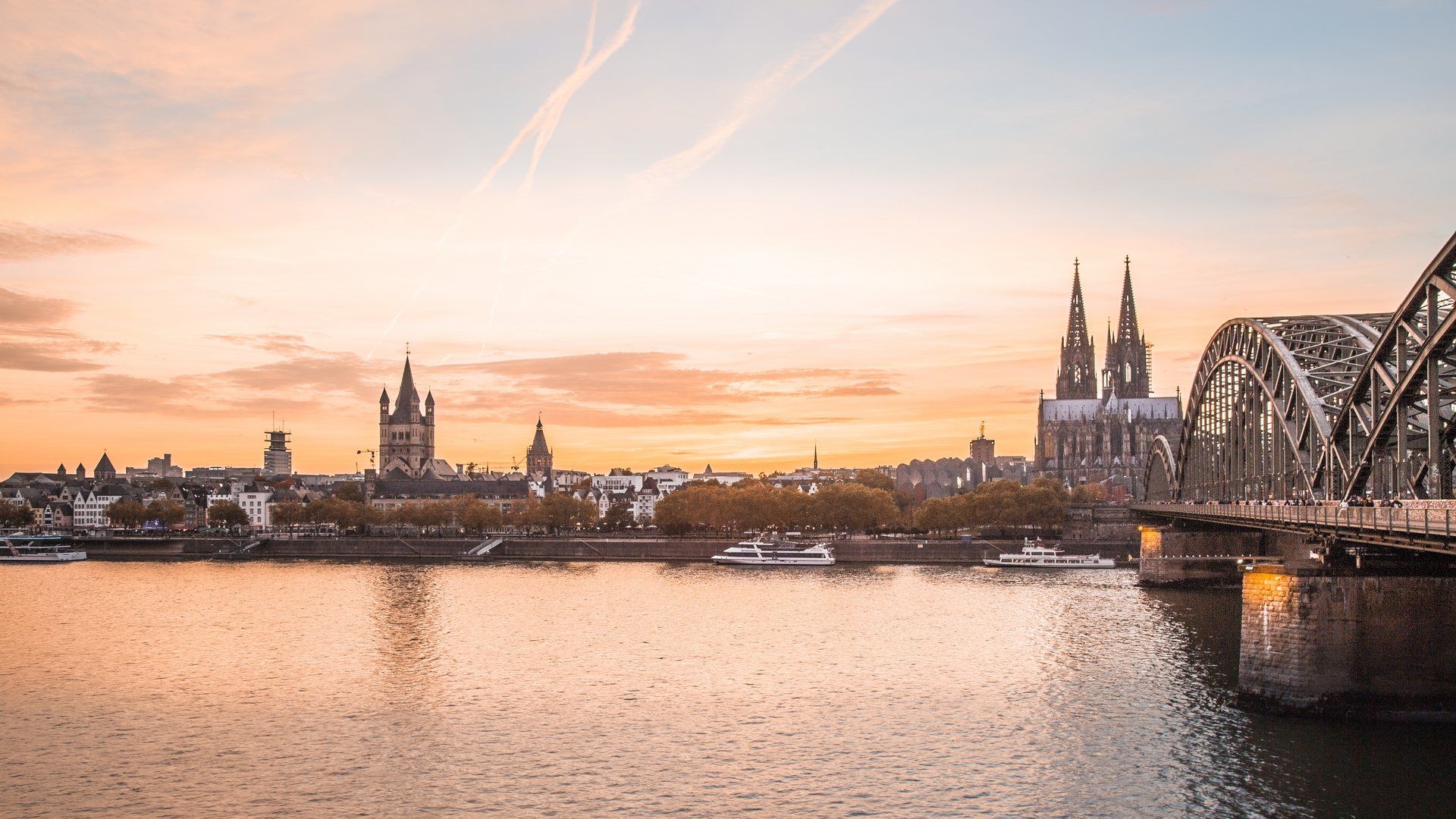 Sonnenuntergang by Köln