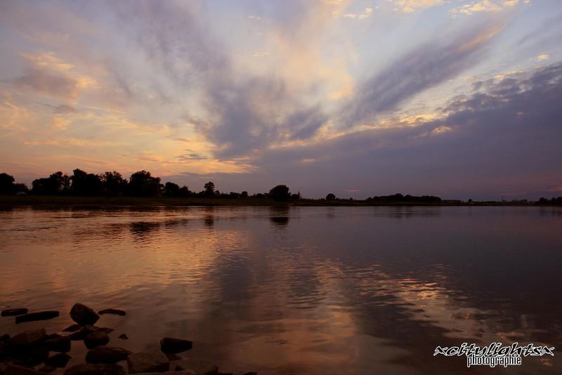 ..Sonnenuntergang Elbe..