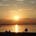 Sonnenuntergang geniessen am Dangaster Kurhaus- Strand