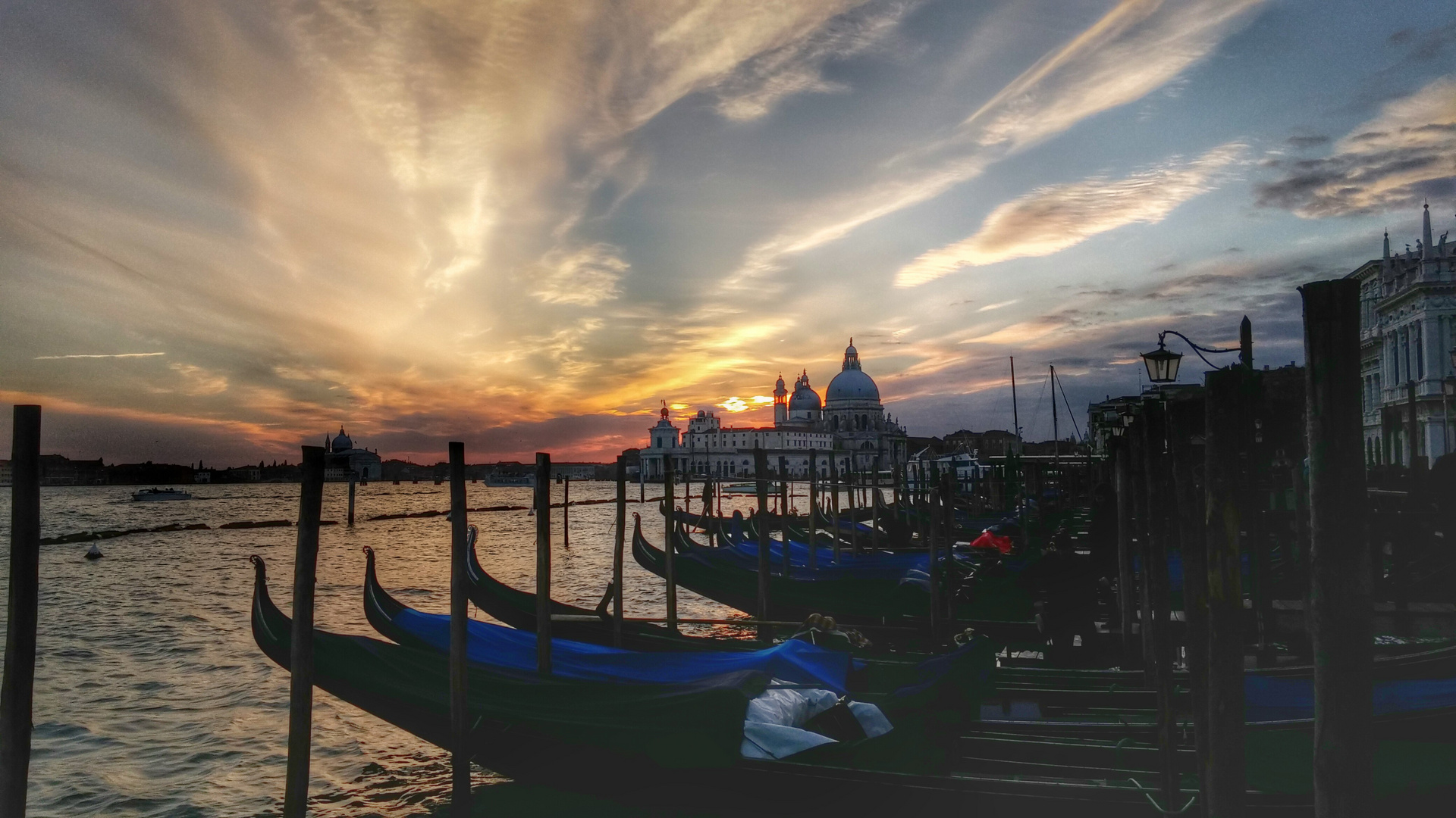 Sonnenuntergang Gondeln Academia Venedig