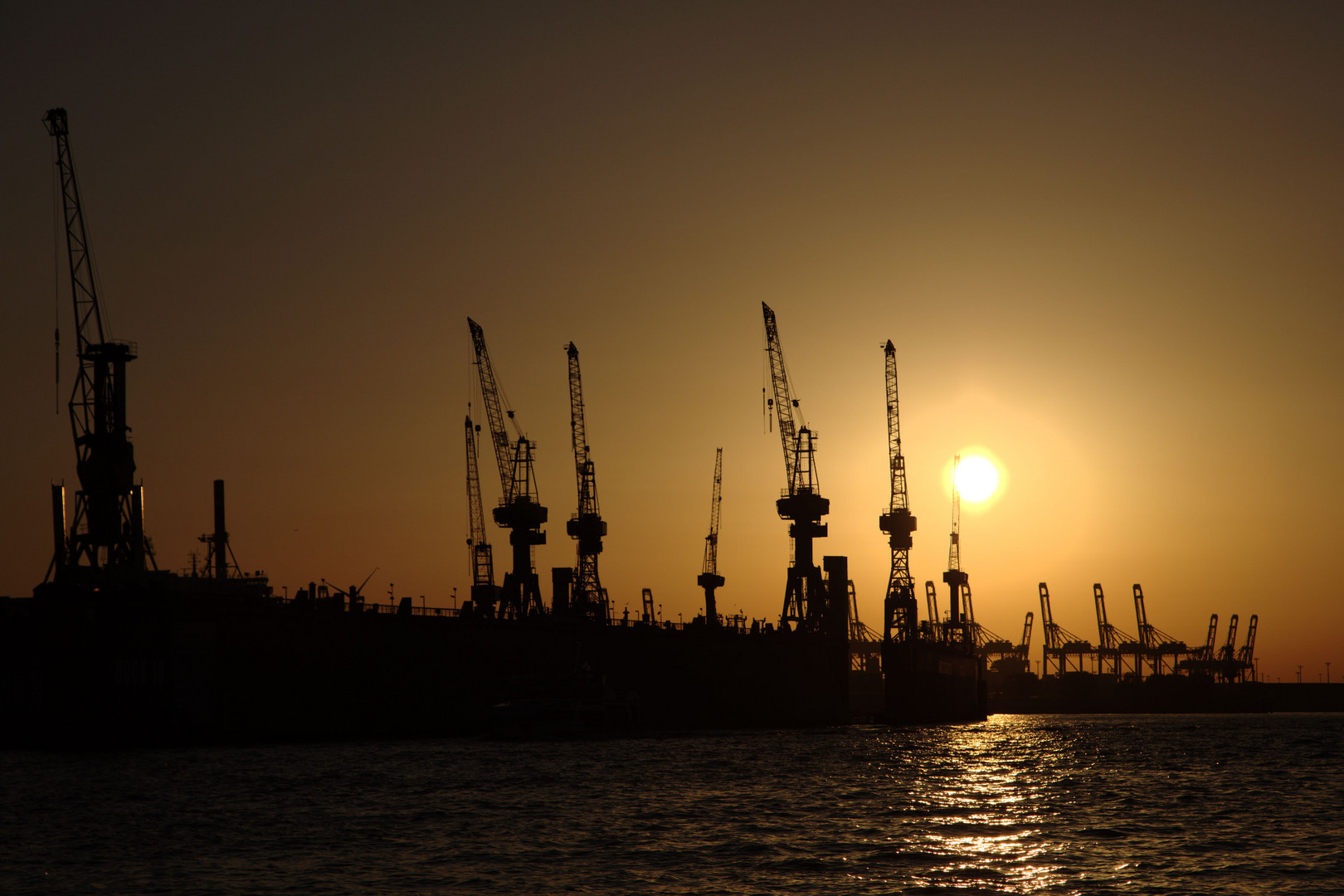 Sonnenuntergang Hafen Hamburg I