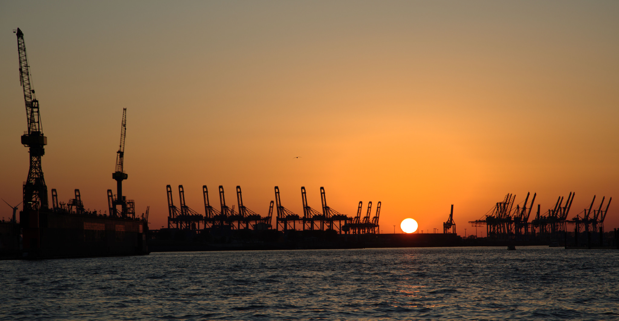 Sonnenuntergang Hafen Hamburg II