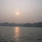 Sonnenuntergang Halong Bucht