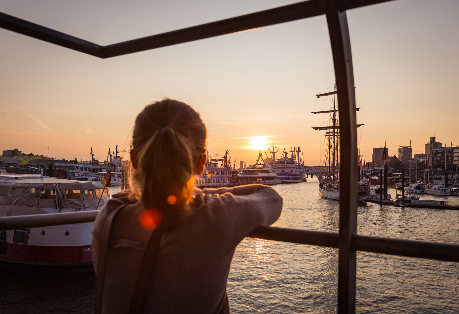 Sonnenuntergang Hamburg Hafen