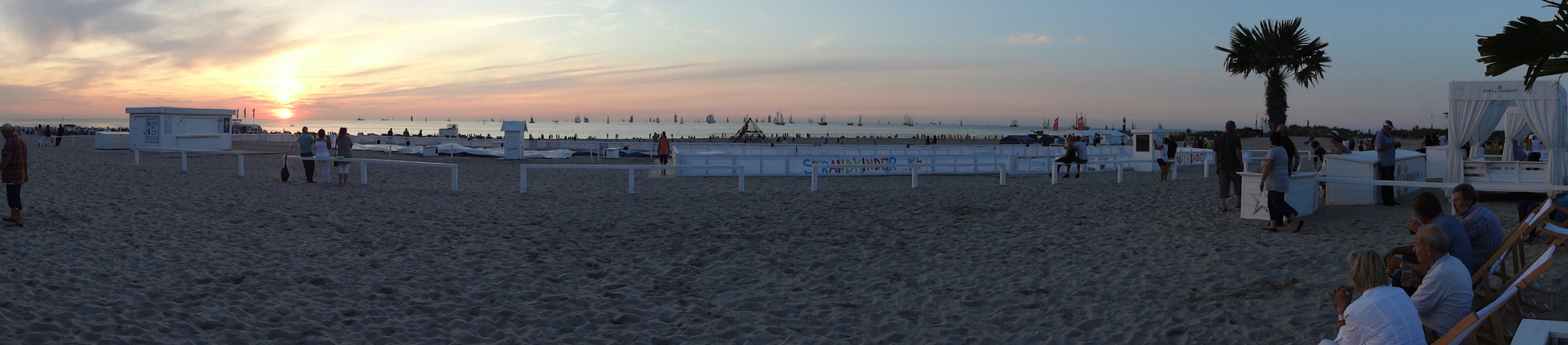 Sonnenuntergang Hanse Sail 2014, Warnemünde