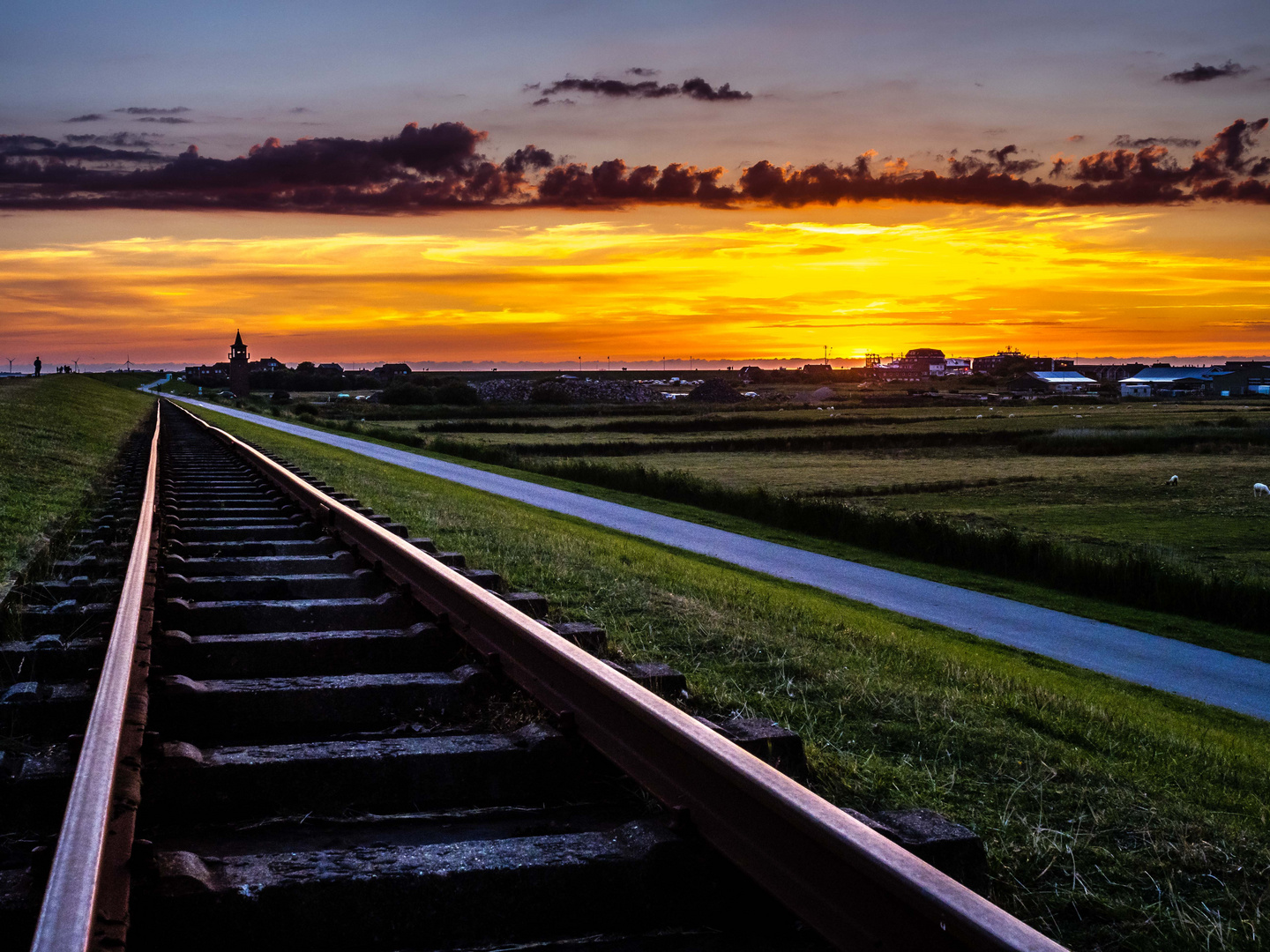 Sonnenuntergang hinter Dagebüll