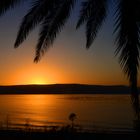 Sonnenuntergang hinter den Bergen Galiläas am See Genezareth