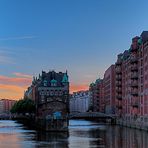 Sonnenuntergang hinter der Speicherstadt