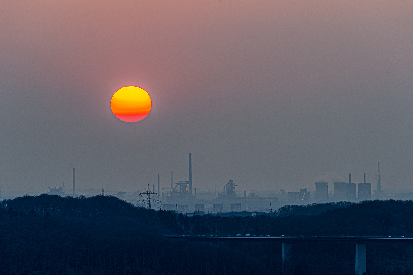 Sonnenuntergang hinter Hüttenheim - 2016