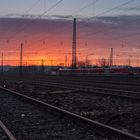 Sonnenuntergang hinterm Bahnhof