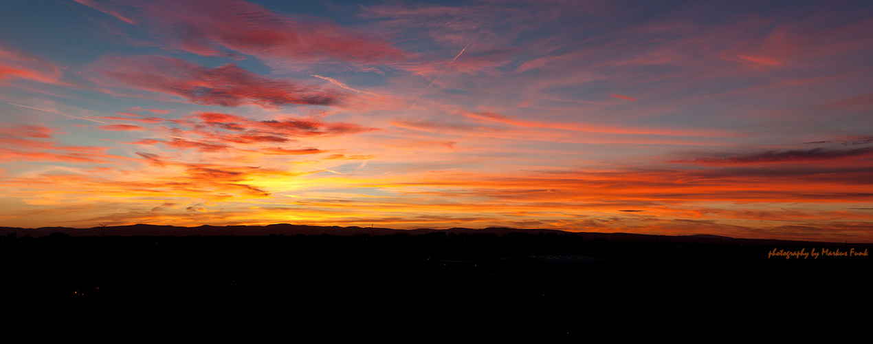 Sonnenuntergang hinterm Haardtrand