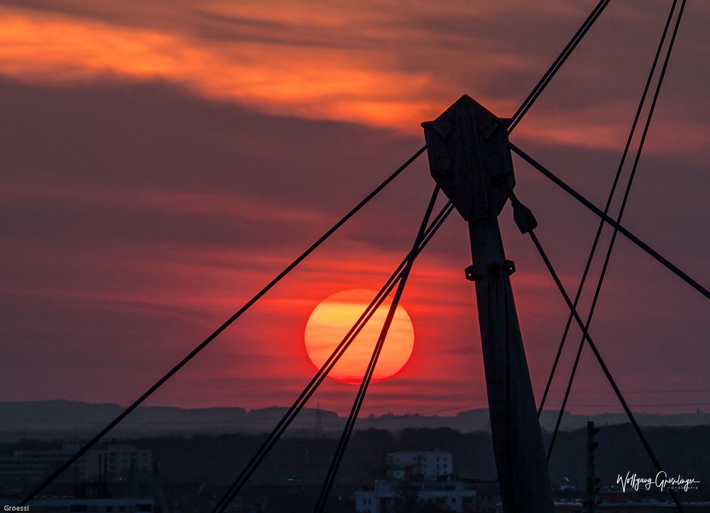 Sonnenuntergang hinterm Olympiastadion München