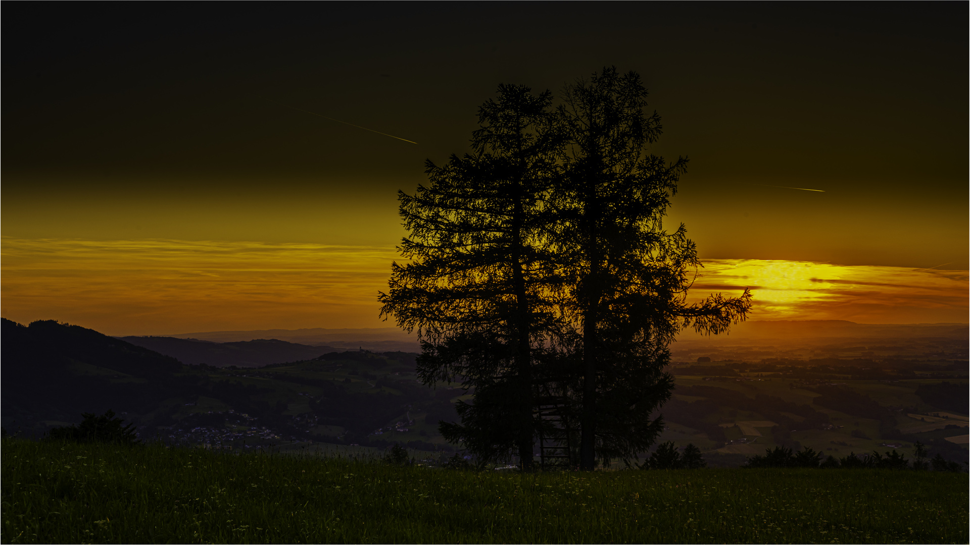 Sonnenuntergang im Alpenvorland