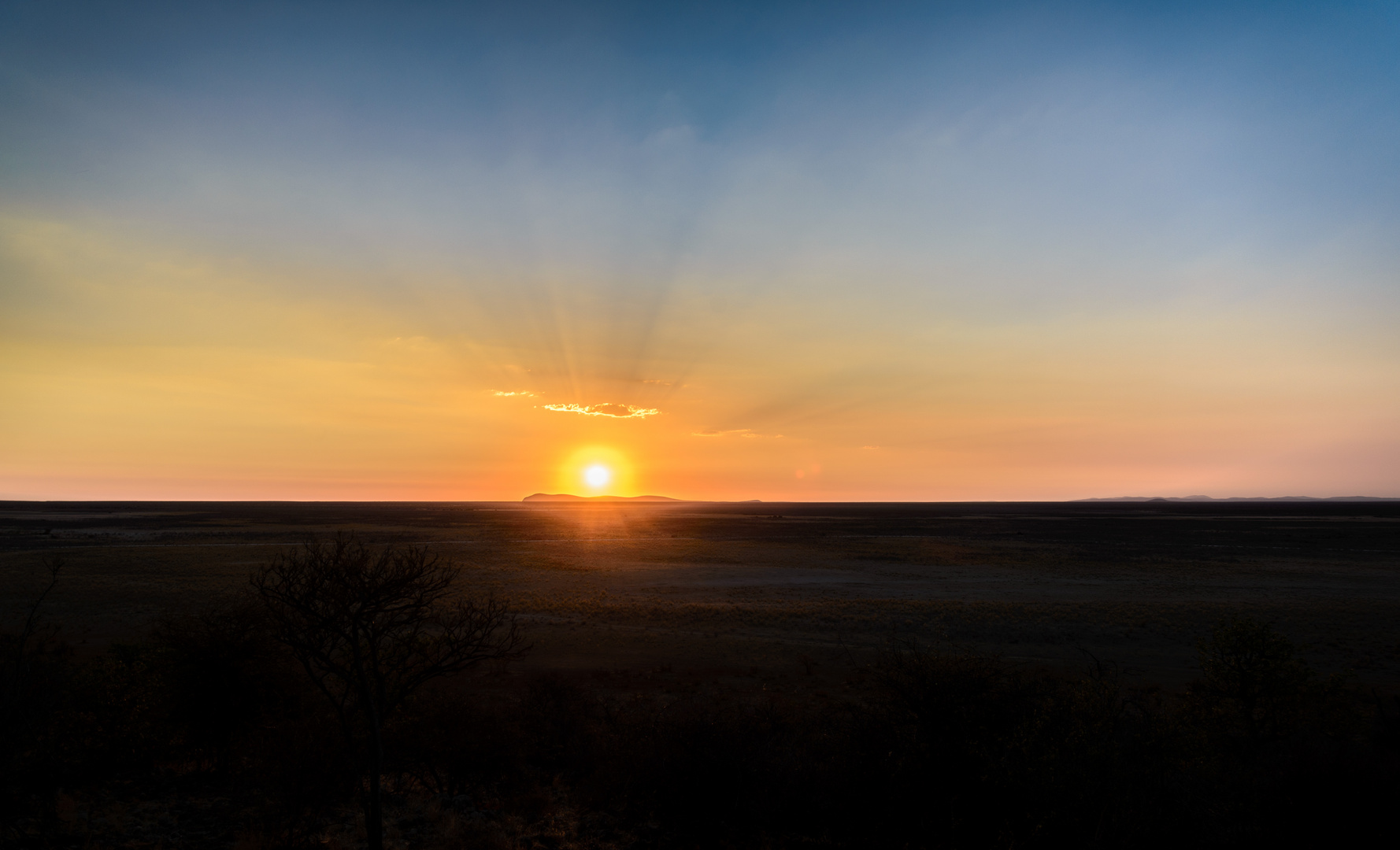 Sonnenuntergang im Etosha2