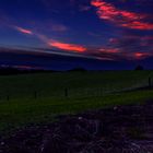 Sonnenuntergang im Feld