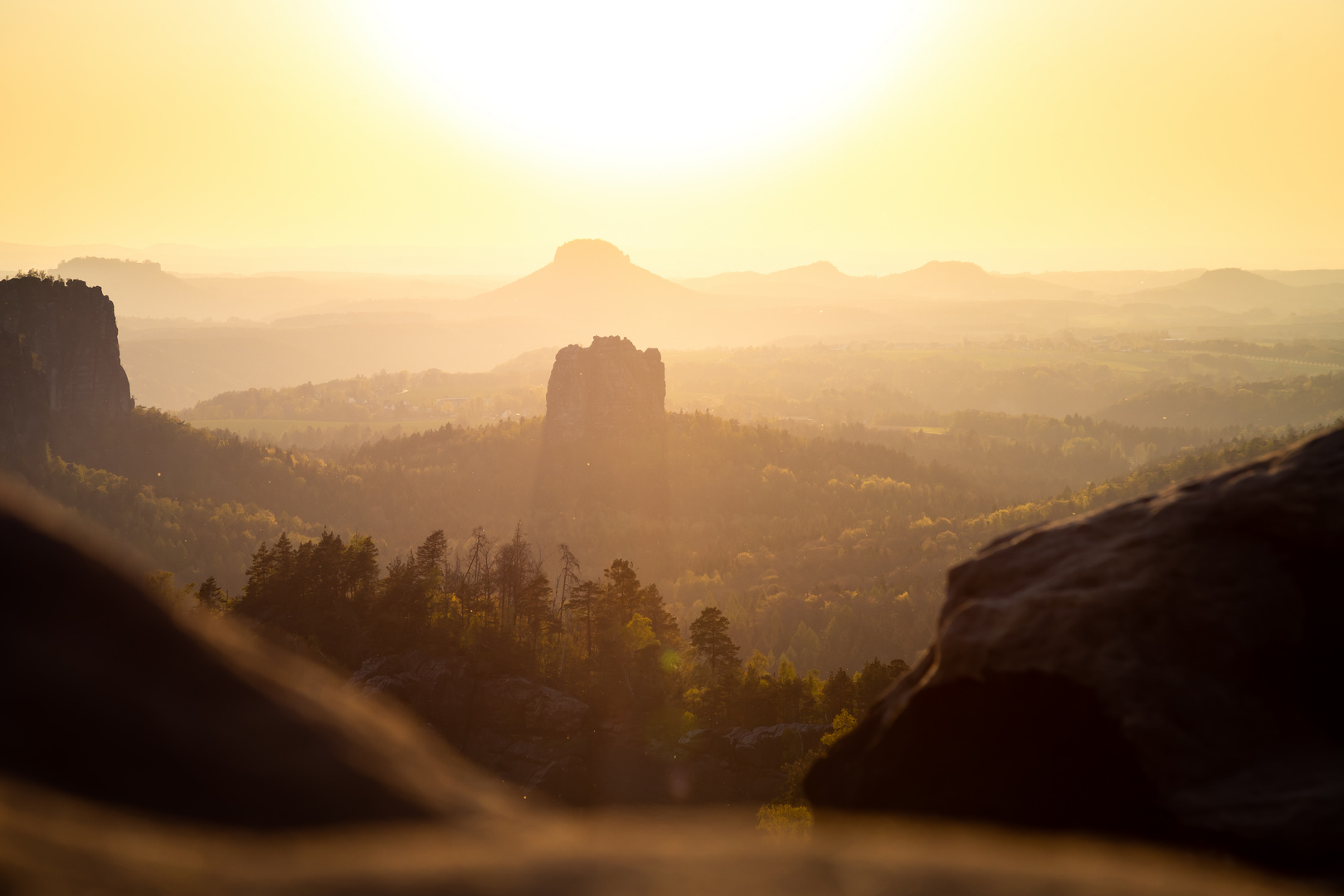 Sonnenuntergang im Frühling