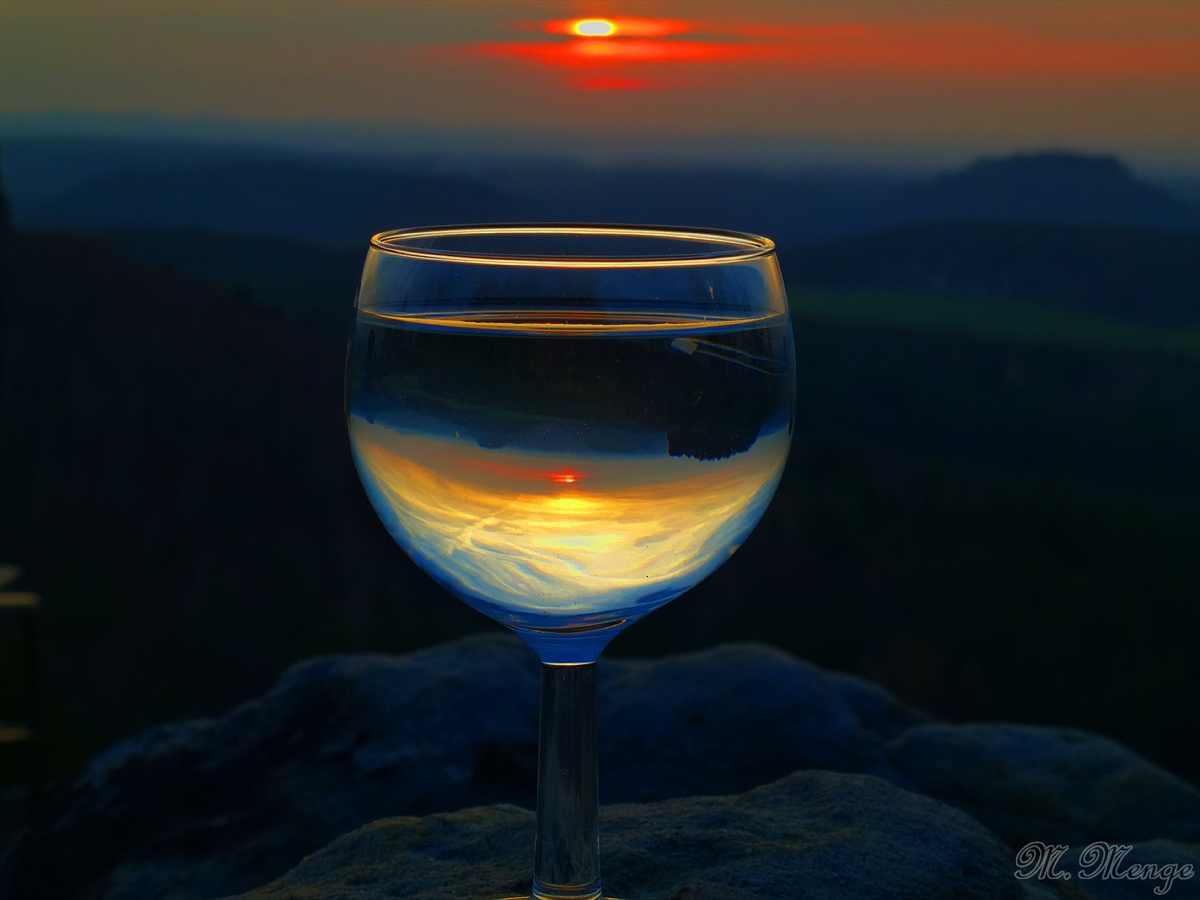 Sonnenuntergang im Glas.