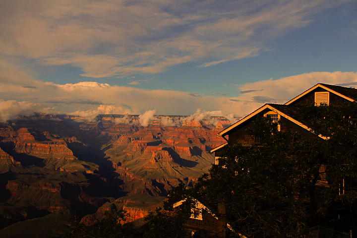 Sonnenuntergang im Grand-Canyon-Nationalpark