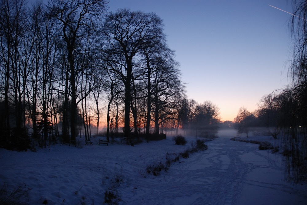 Sonnenuntergang im Greiffenhorstpark