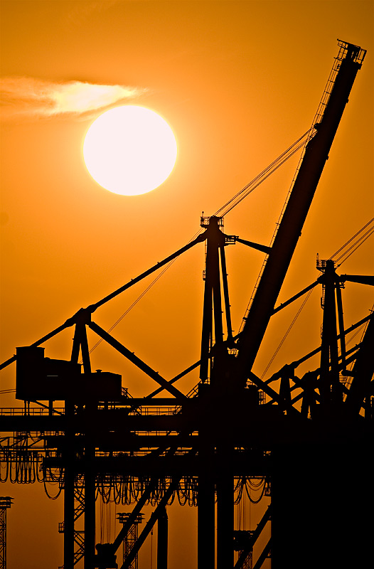 Sonnenuntergang im Hafen 2