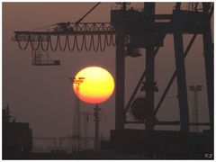 Sonnenuntergang im Hafen 2