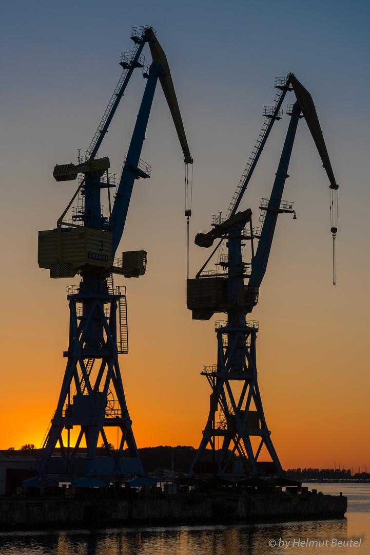 Sonnenuntergang im Hafen von Wismar