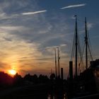 Sonnenuntergang im Hafen Wischhafen