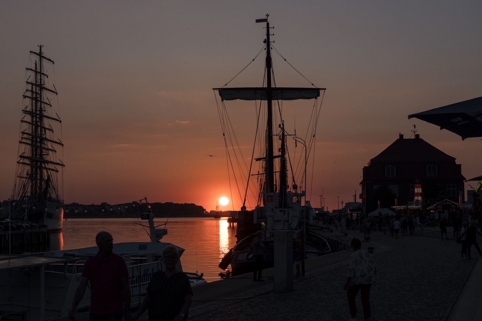 Sonnenuntergang im Hafen Wismar_01