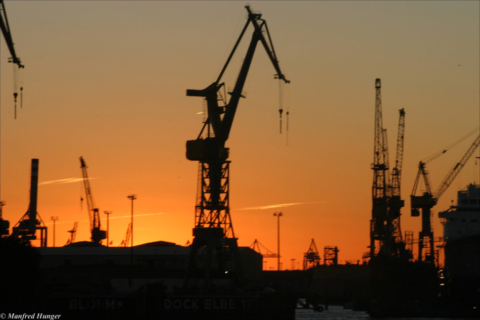 Sonnenuntergang im Hamburger Hafen # 1