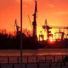 Sonnenuntergang im Hamburger Hafen