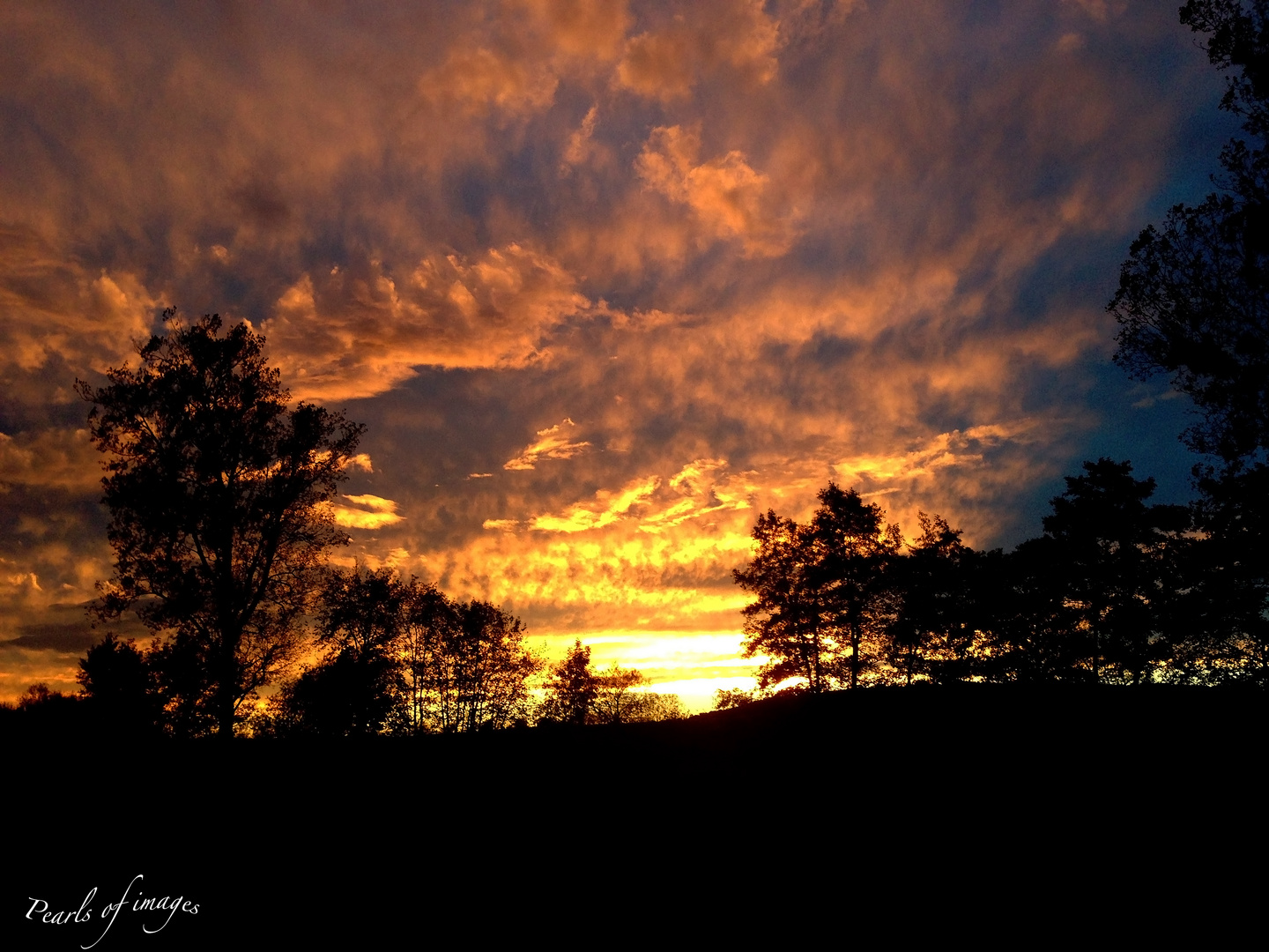 Sonnenuntergang im Herbst