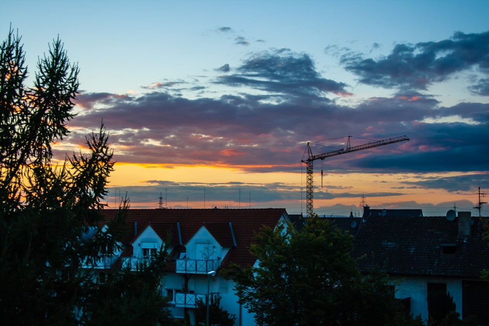 Sonnenuntergang im Hintergrund