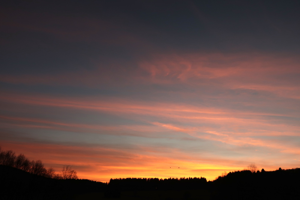 Sonnenuntergang im Hunsrück - Foto 1