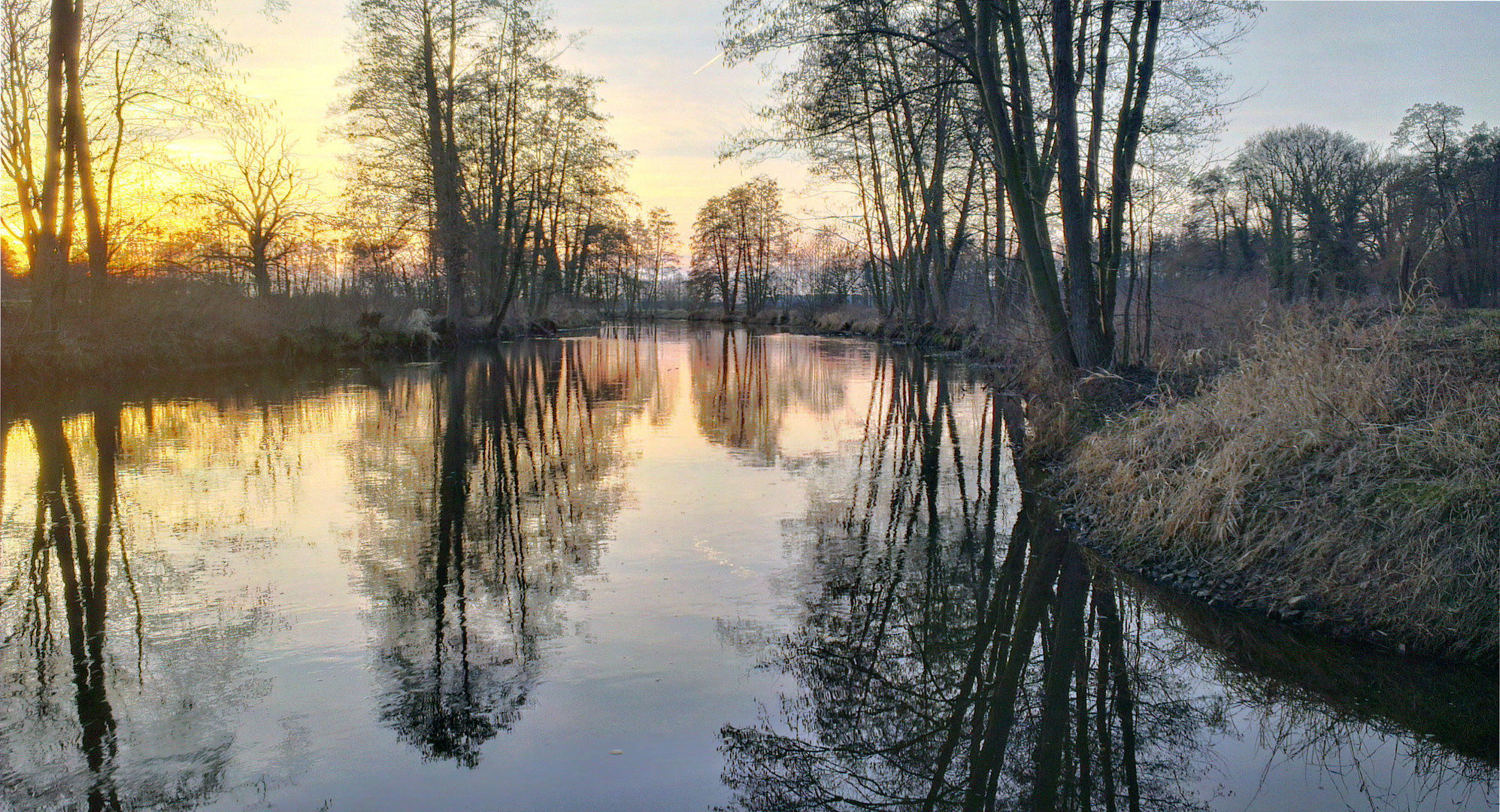 Sonnenuntergang im Krumker Park