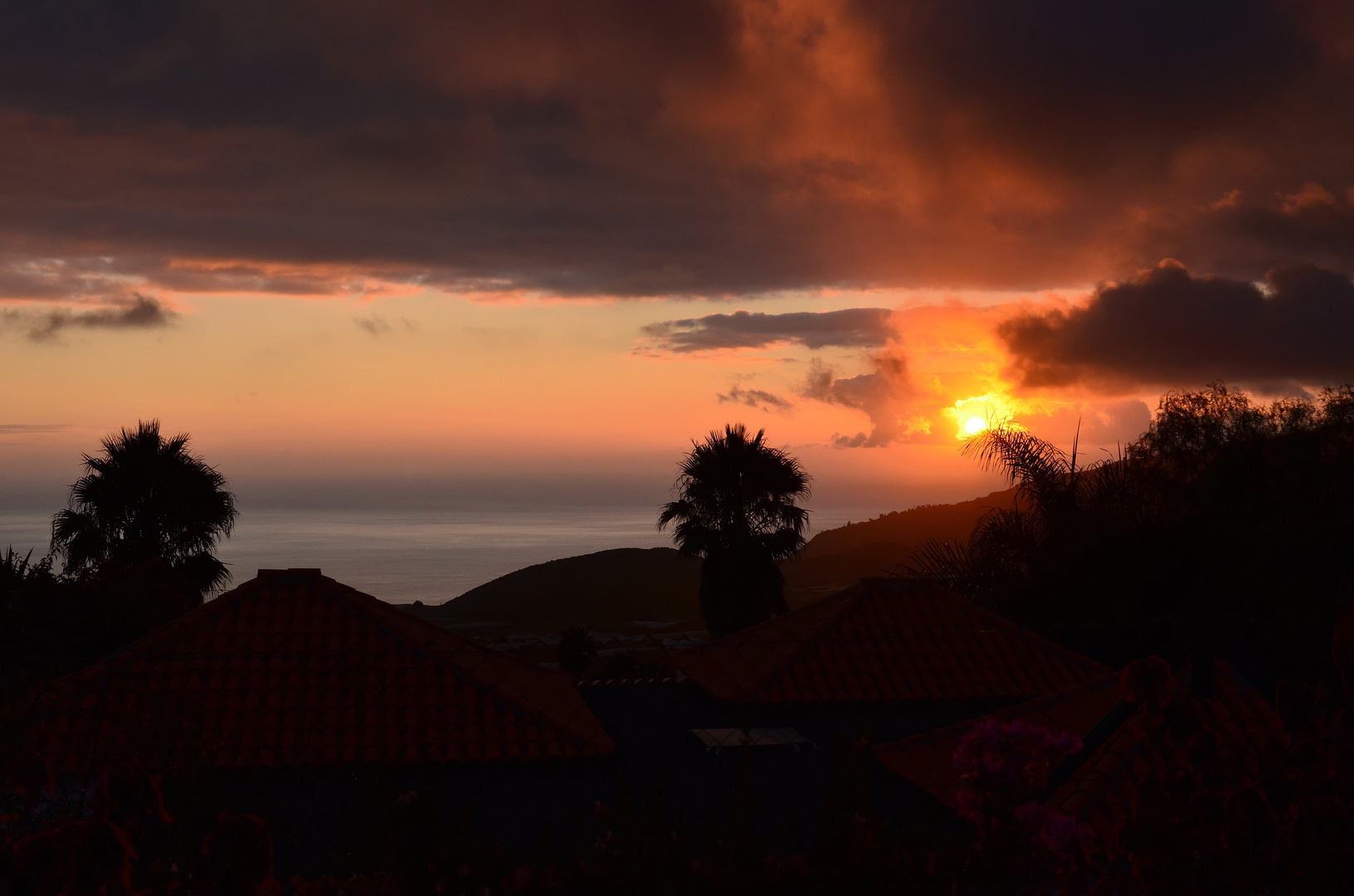 Sonnenuntergang im La Palma Jardin bei El Paso