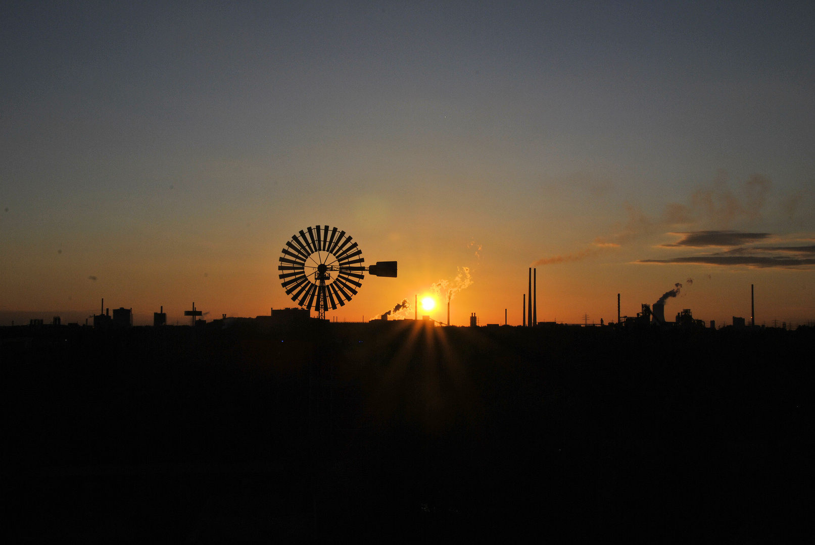 Sonnenuntergang im Landschaftspark Nord