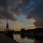 Sonnenuntergang im Lübecker Hafen